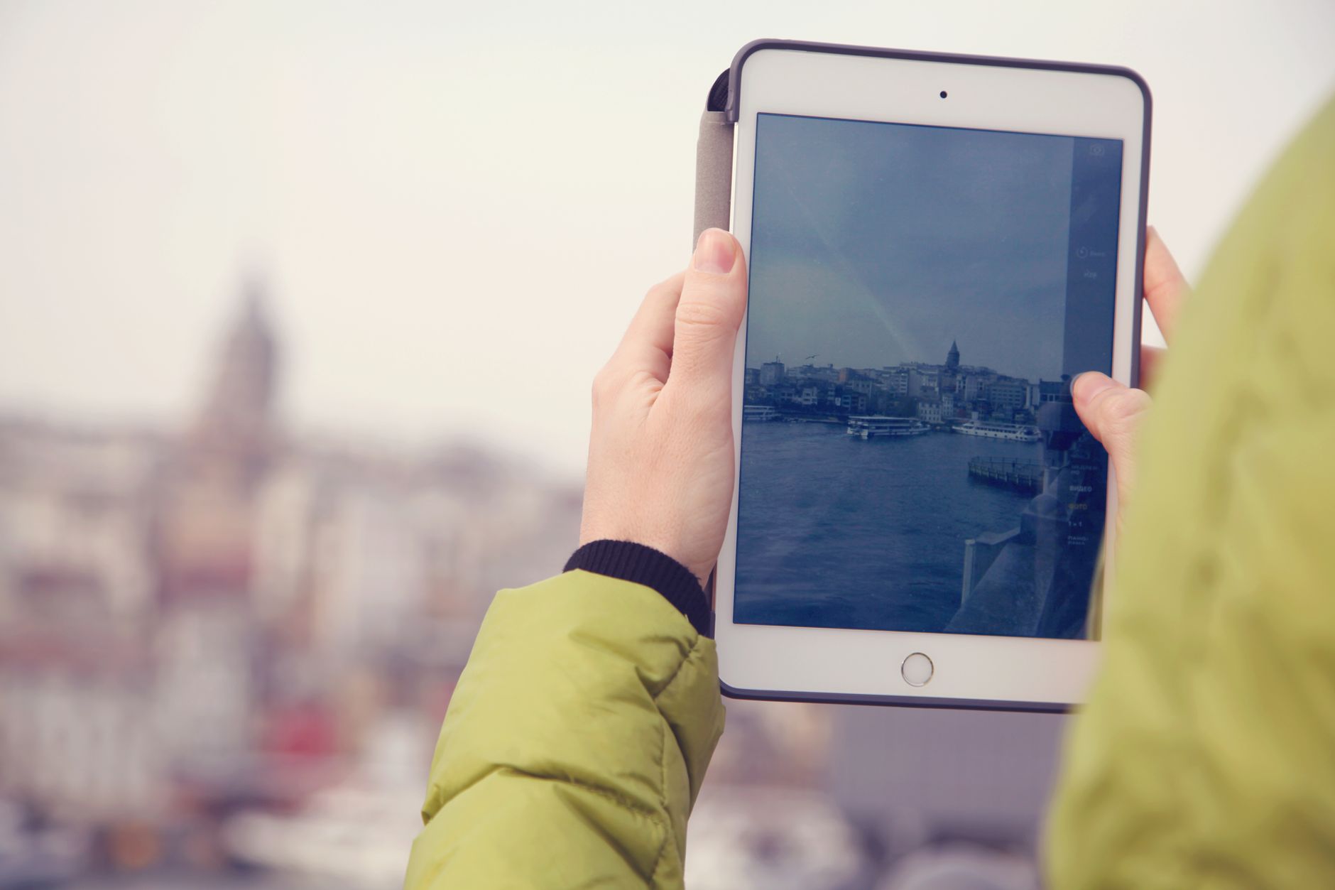 How eSIM Works on iPad and Tablets: A Quick Setup Guide